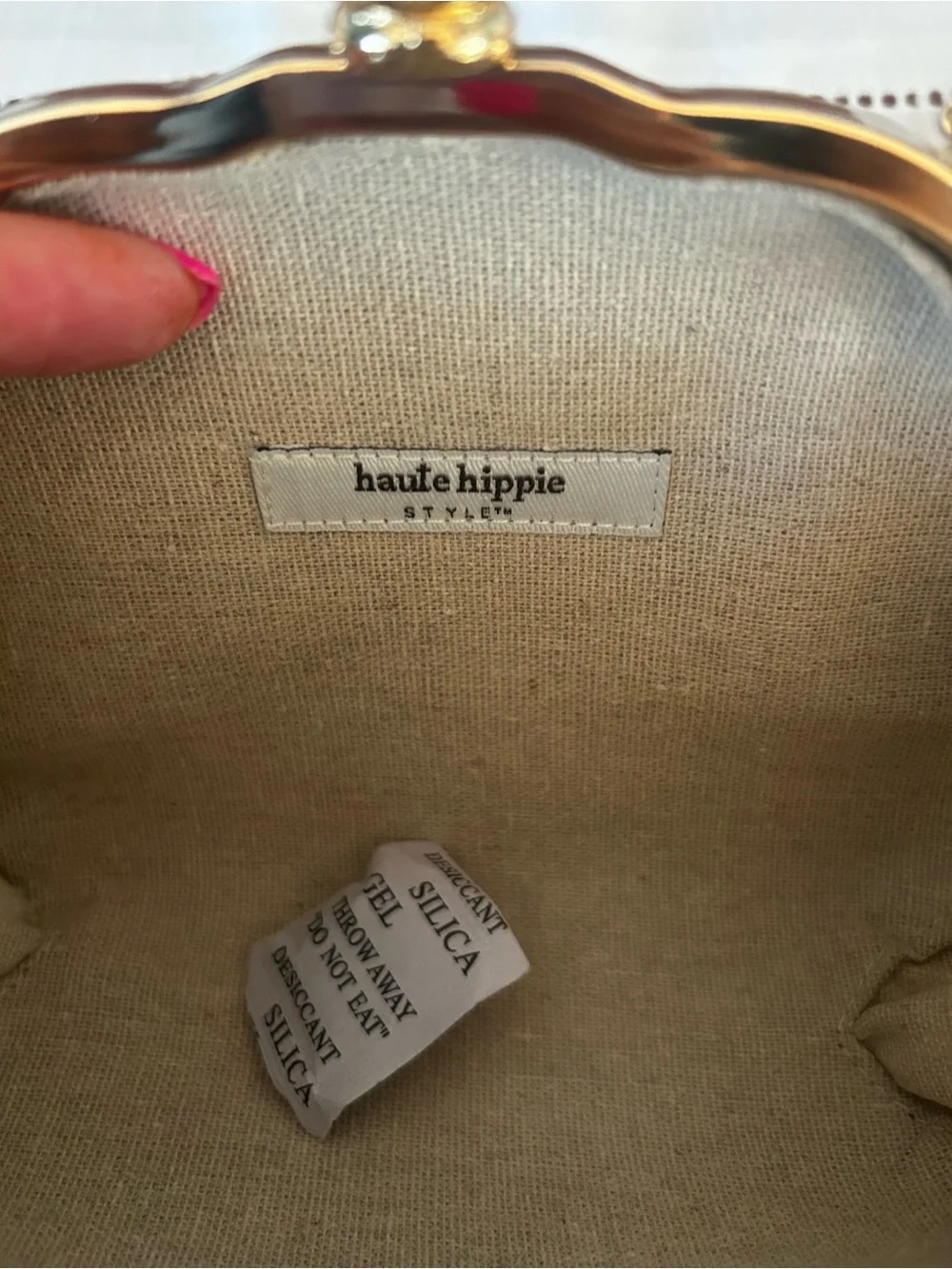 NWT pink embroidered seashell straw clutch by Haute Hippie w/a gold chain